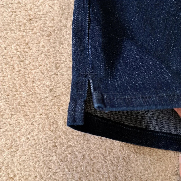 NWT Nygard Skinny Crop Denim Size 12 Women's Slim Leg Stretch Dark Wash Jeans - Picture 9 of 11